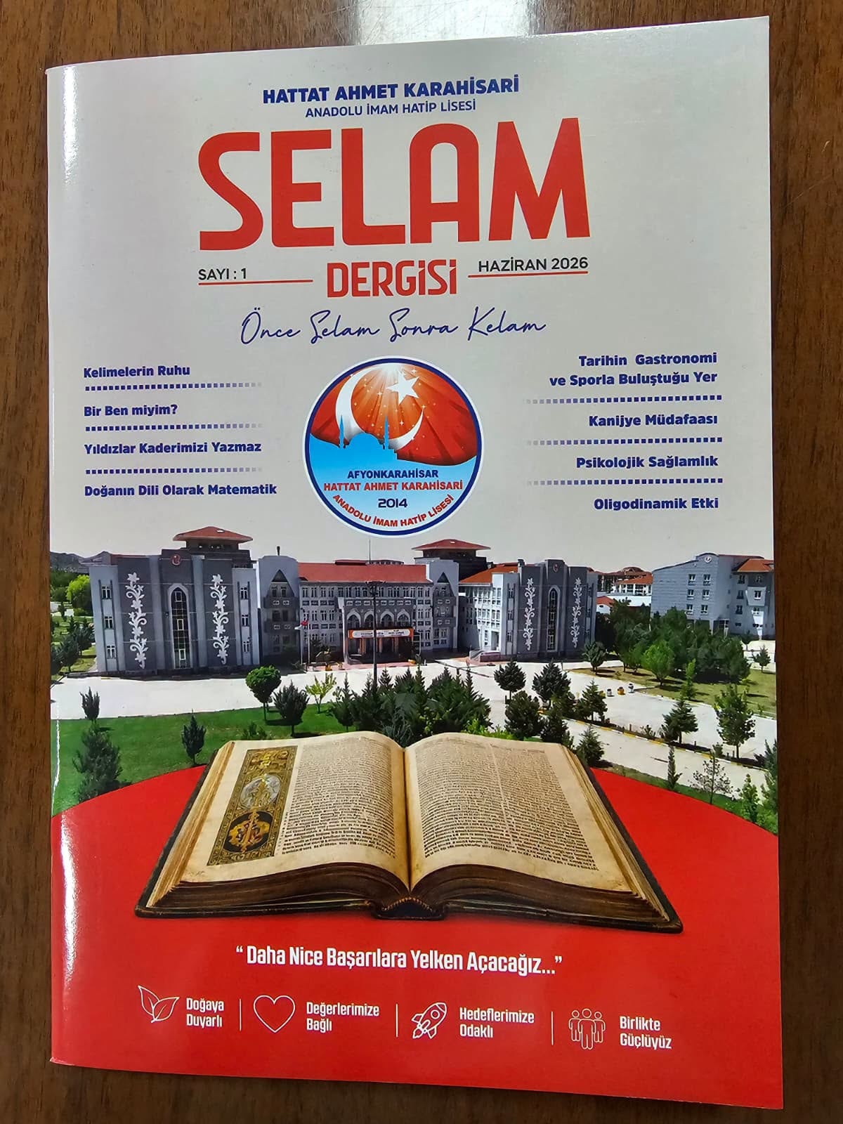 “Önce Selam Sonra Kelam” Dergisi İl Milli Eğitim Müdürü Sünnetci’ye Takdim Edildi