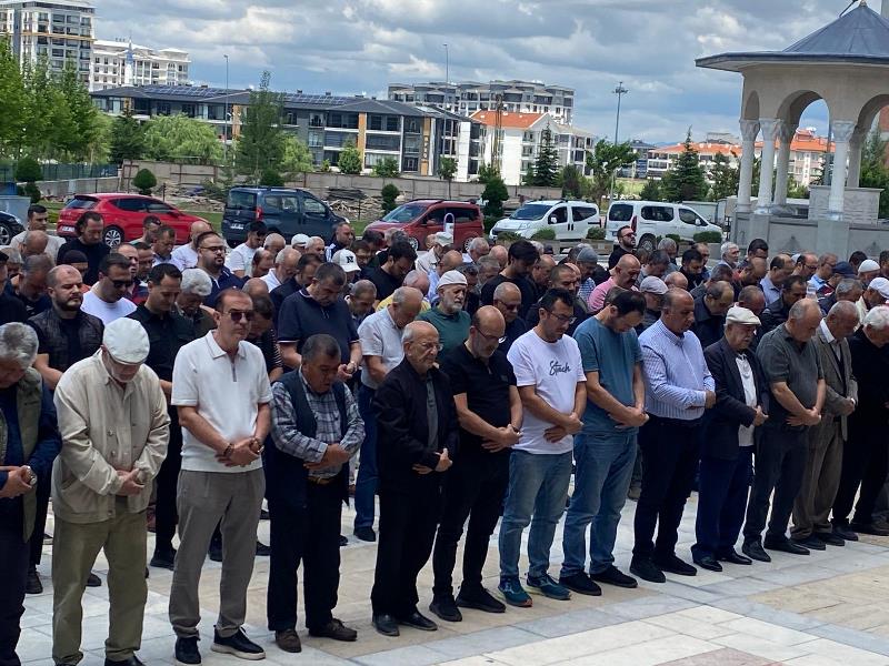 Şenel Göbel Son Yolculuğuna Uğurlandı