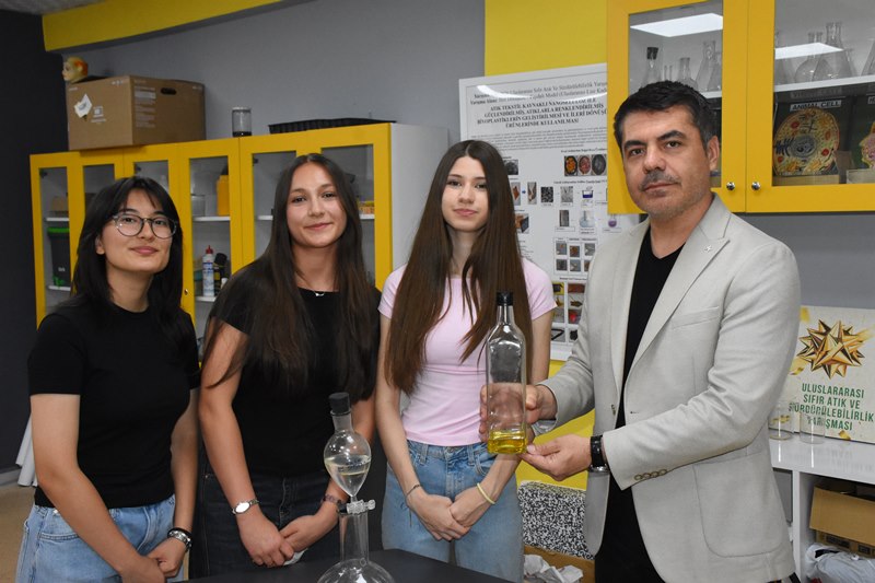 Sinek Larvasını Alternatif Yakıta Dönüştürdüler