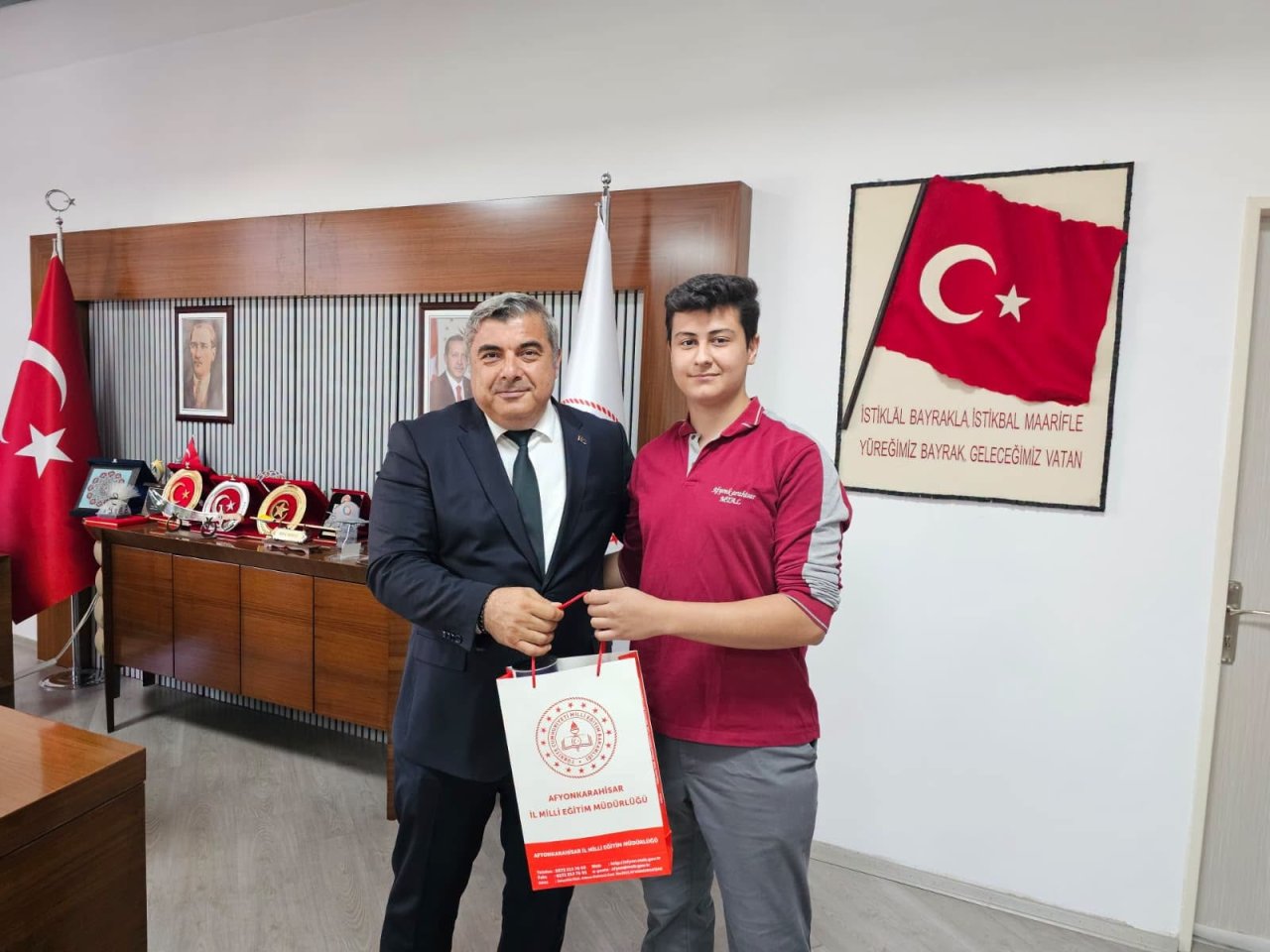 Viyana’daki Erasmuspro Stajını Tamamlayan Öğrenciler, Müdür Sünnetci İle Bir Araya Geldi