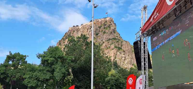 Afyonkarahisar’ın Milli Gururu Kenan Yıldız’ın Yokluğu İlk Yarıda Hissedildi