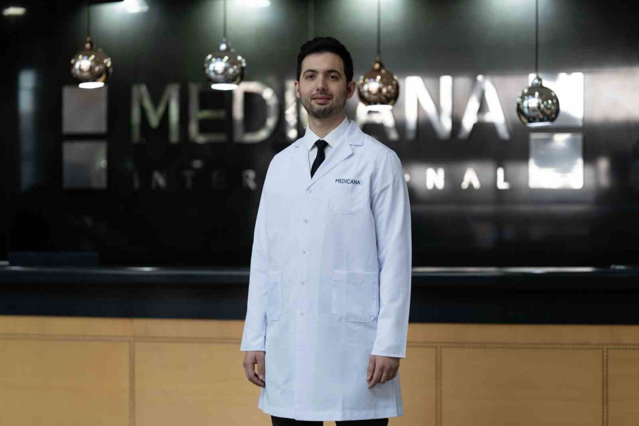 Dermatoloji Uzmanı Uyardı: "Güneşin Sağlıklı Bir Dozu Yok"