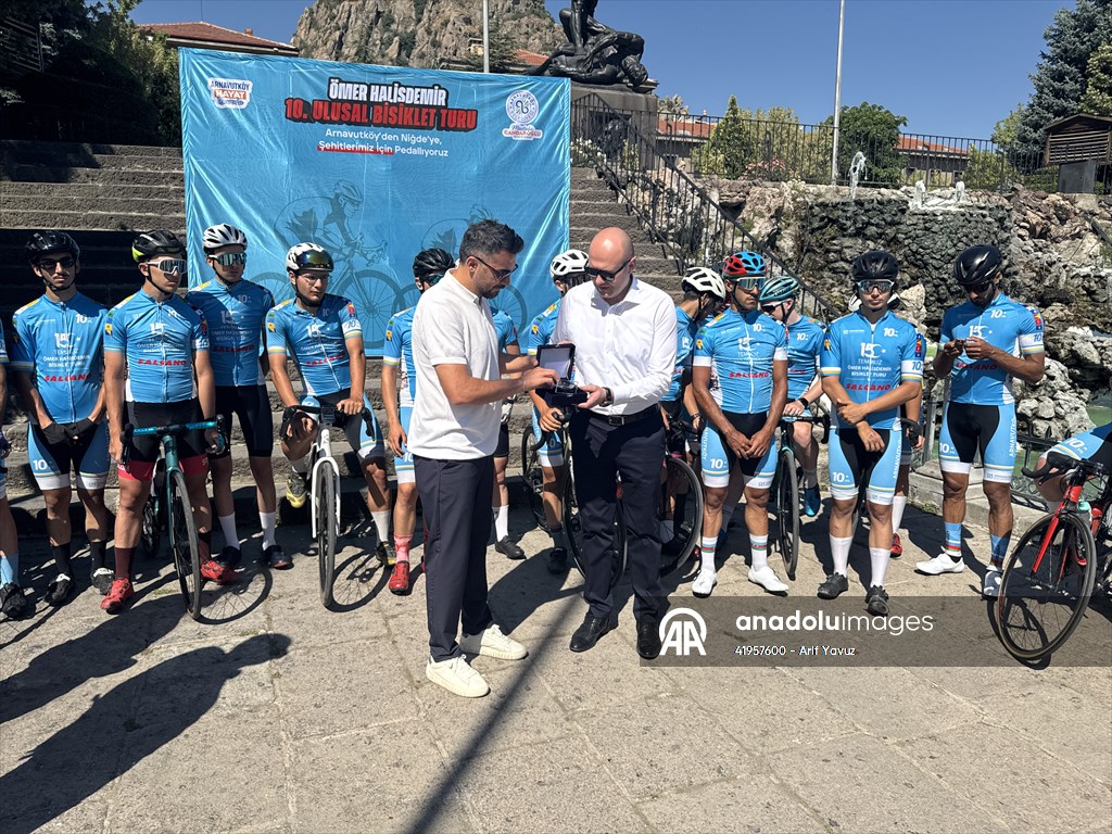Şehit Ömer Halisdemir Bisiklet Turu Afyonkarahisar’a Ulaştı: 15 Temmuz Ruhu Pedallarla Taşınıyor