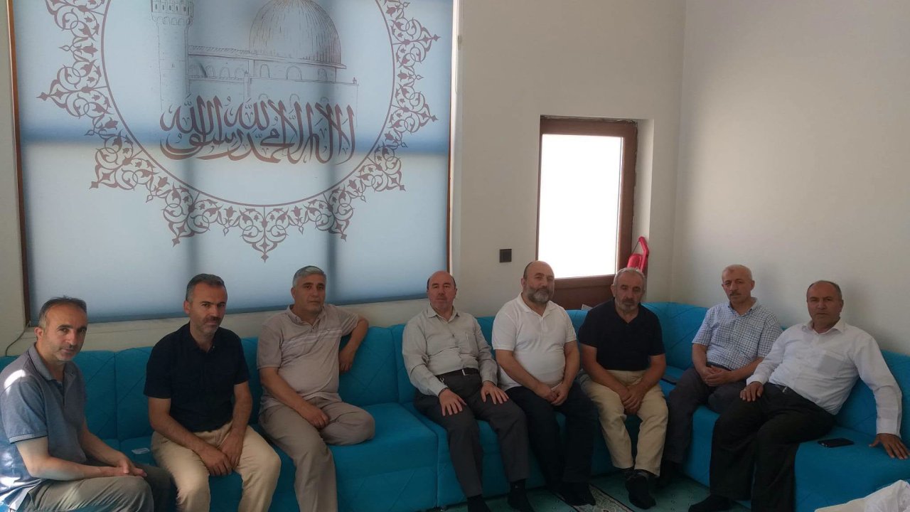 Afyonkarahisar İl Müftülüğü’nün "Kitap Oku-Yorum" Projesine Yoğun İlgi Gösterildi