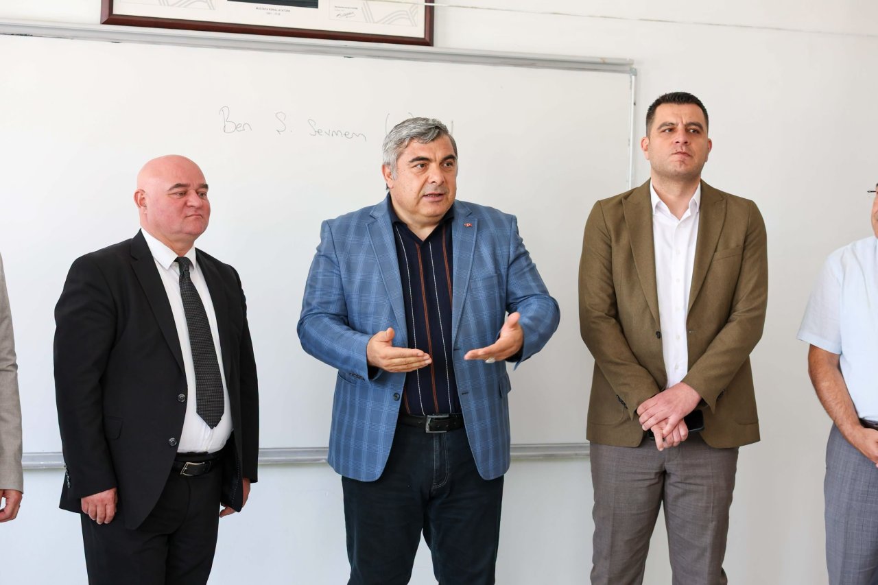 Afyonkarahisar Belediyesi’nden İstihdam Garantili Sürücü Eğitimi Kursu Başladı