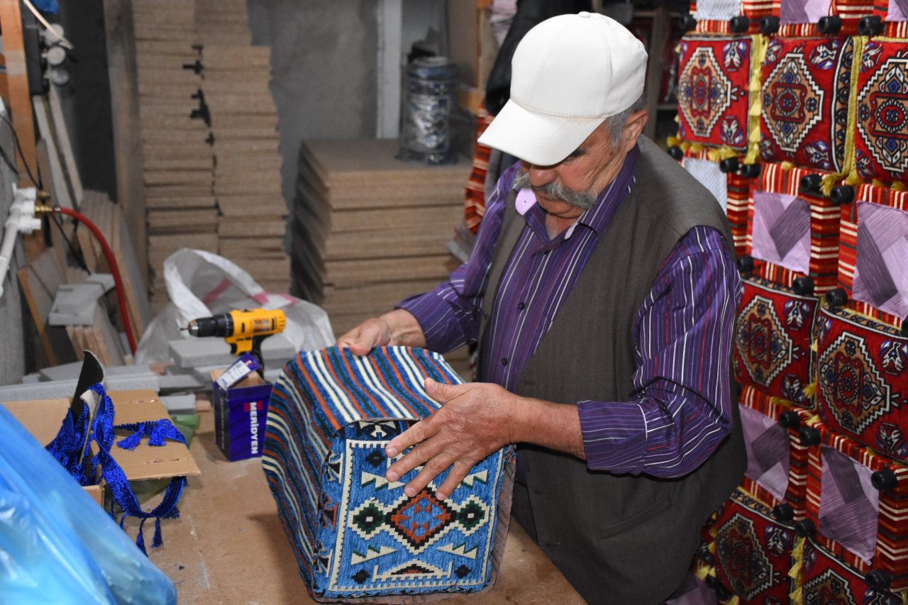 Afyonkarahisar'dan Almanya'ya Otantik İhracat! Bolvadin'de Üretilen Şark Köşesi Ürünleri Dünyaya Açılıyor