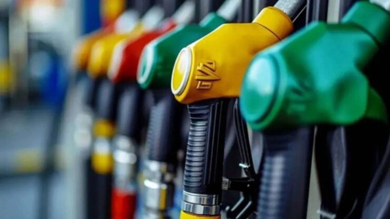 Akaryakıta Yeni Zam Kapıda Mı? Petrol Fiyatları Sert Yükseldi, Gözler Benzin Ve Motorinde