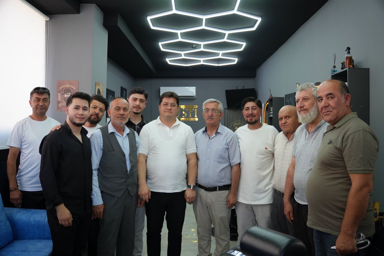 Bolvadin'de Yeni İş Yeri Hizmete Açıldı! Başkan Derviş Aynacıdan Esnafa Destek Mesajı