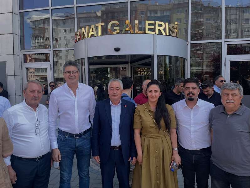 CHP Afyonkarahisar Teşkilatı Eskişehir'de Özgür Özel'e Destek Verdi