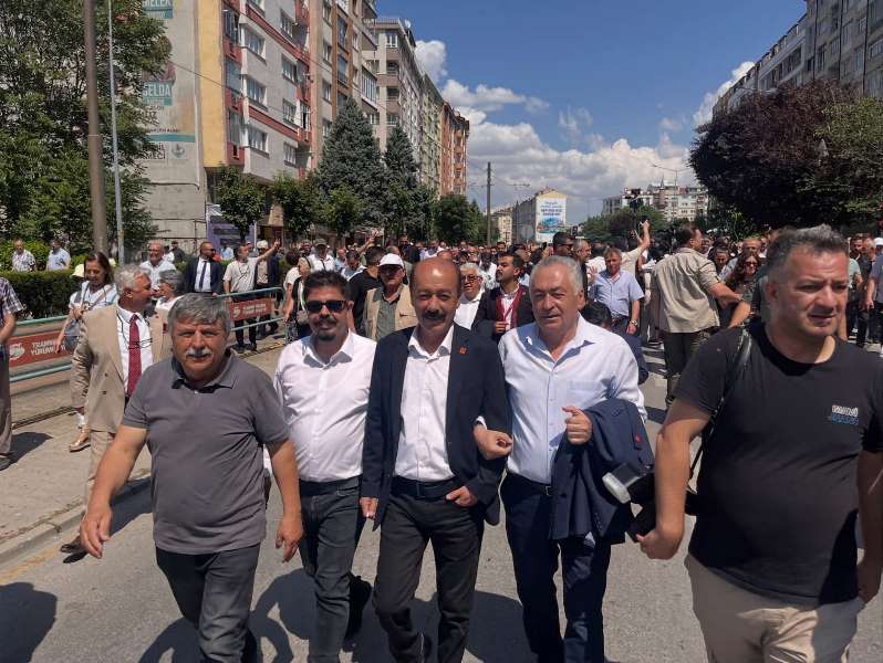 CHP Afyonkarahisar Teşkilatı Eskişehir'de Özgür Özel'e Destek Verdi
