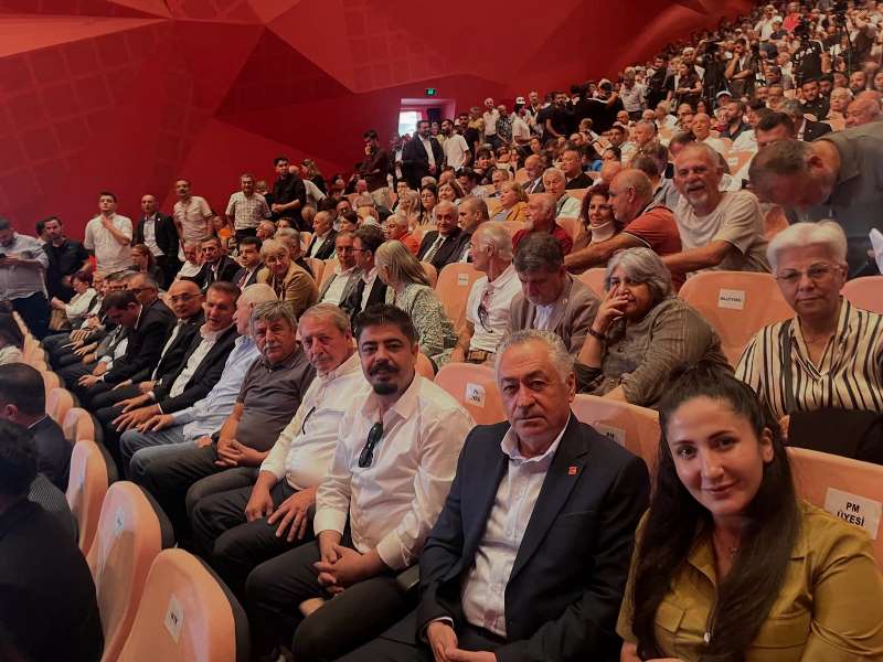 CHP Afyonkarahisar Teşkilatı Eskişehir'de Özgür Özel'e Destek Verdi