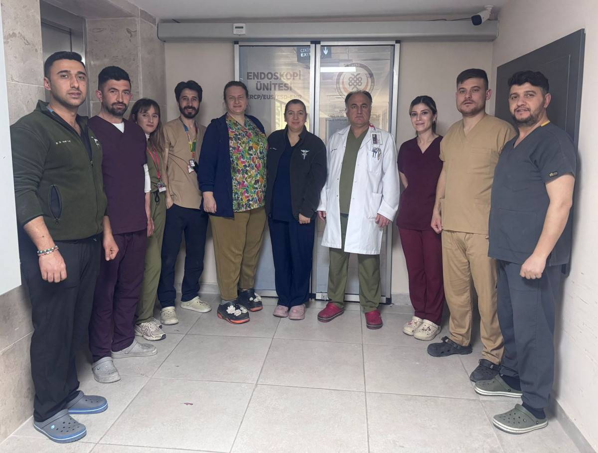 AFSÜ Hastanesi'nde Büyük Yenilik: Sindirim Sistemi Hastalıklarında EST-EMR Dönemi Başladı