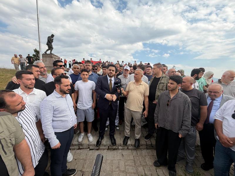 Hüseyin Baş, Afyon Kocatepe’de Gençlerle Buluştu