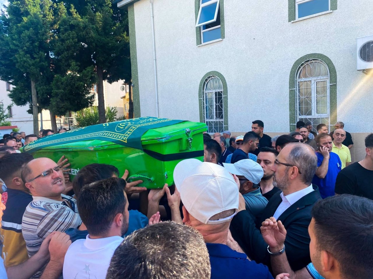İl Sağlık Müdürü Öztürk, Ambulans Personeli Onur Doğan’ın Cenaze Törenine Katıldı