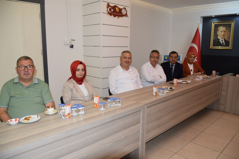 İstanbul’daki Afyon Gücü İYİ Parti’de Buluştu