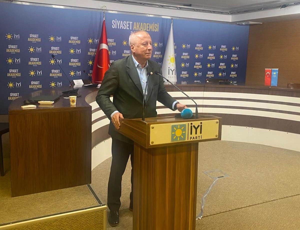Milletvekili Olgun, İYİ Parti Siyaset Akademisi Mezuniyet Programına Katıldı