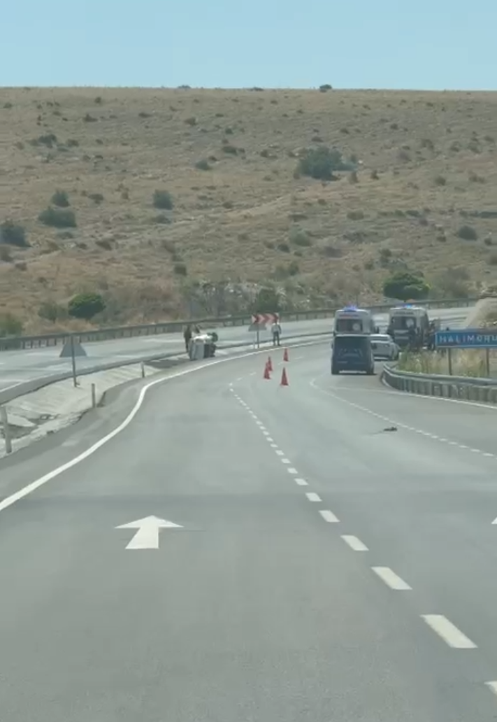 Son Dakika Afyon! Şuhut Karayolunda Kaza, Bölgeye Ekipler Sevk Edildi