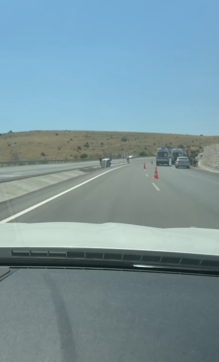 Son Dakika Afyon! Şuhut Karayolunda Kaza, Bölgeye Ekipler Sevk Edildi