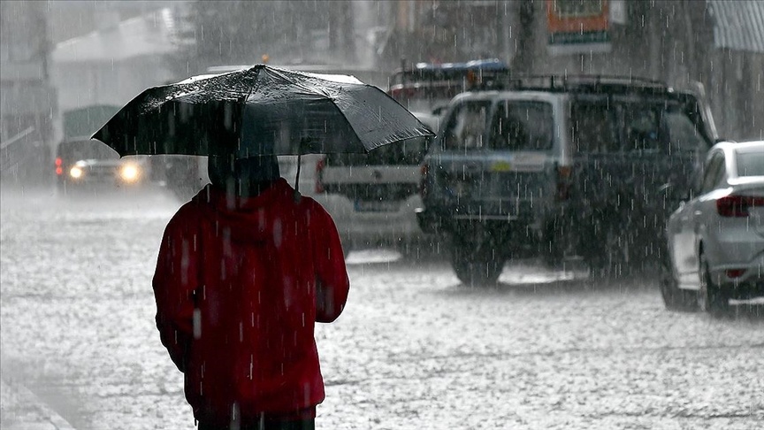 Meteoroloji'den Kuvvetli Yağış Alarmı: 22 İl İçin Uyarı, 2 İlde Sarı Kod