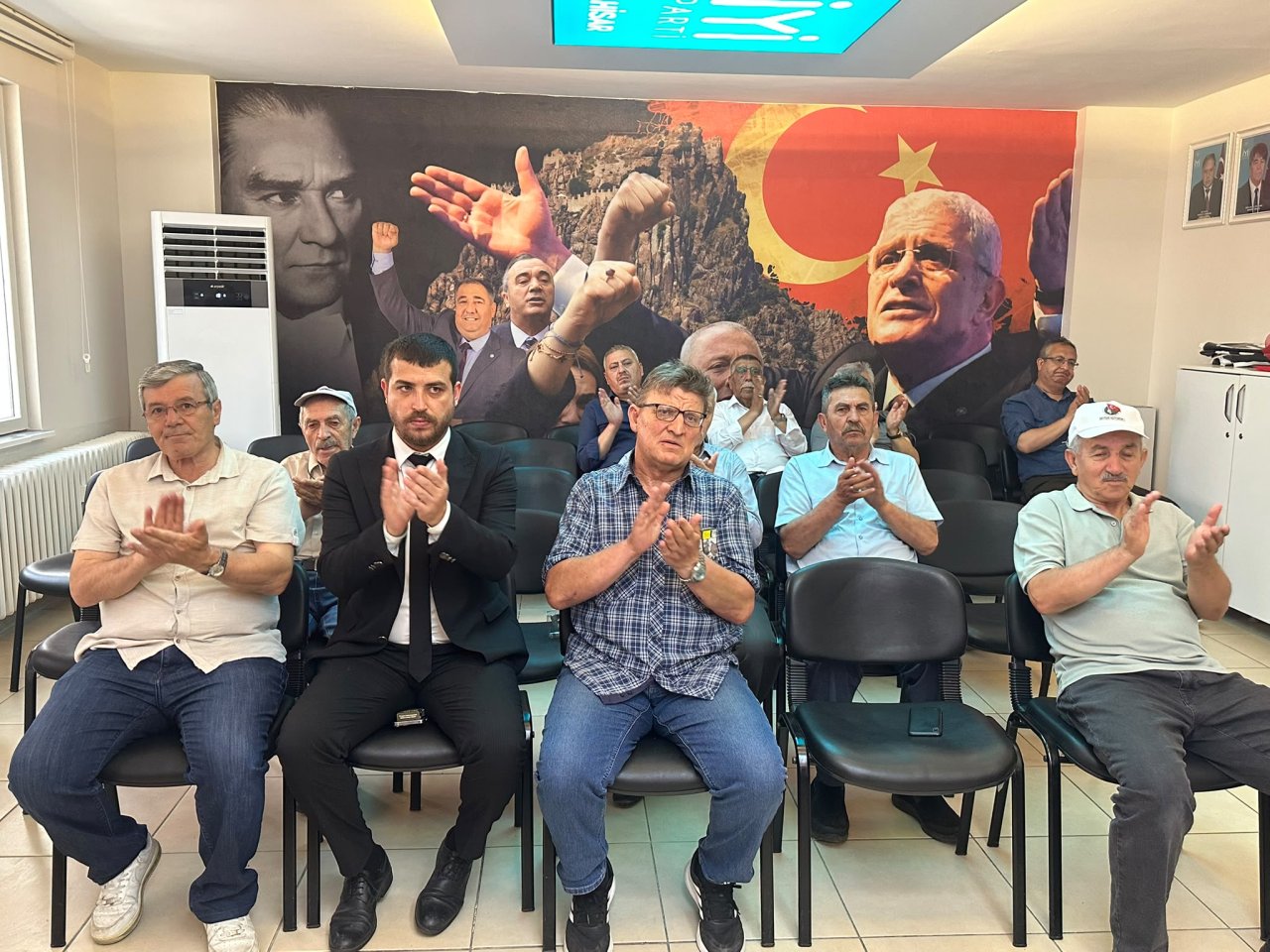 Mısırlıoğlu: "Tandoğan Mitingi Ayrışmanın Değil Birleşmenin Mitingi Oldu"