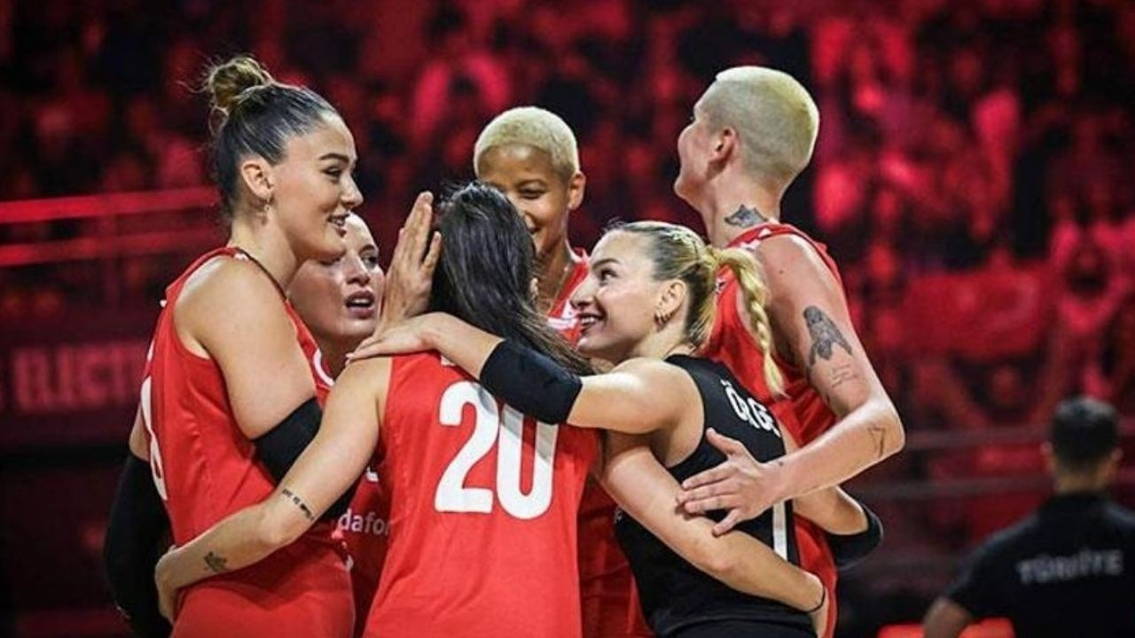 Dünya Şampiyonası'nda Kritik Viraj: Filenin Sultanları Bulgaristan'ı 3-0’la Geçti