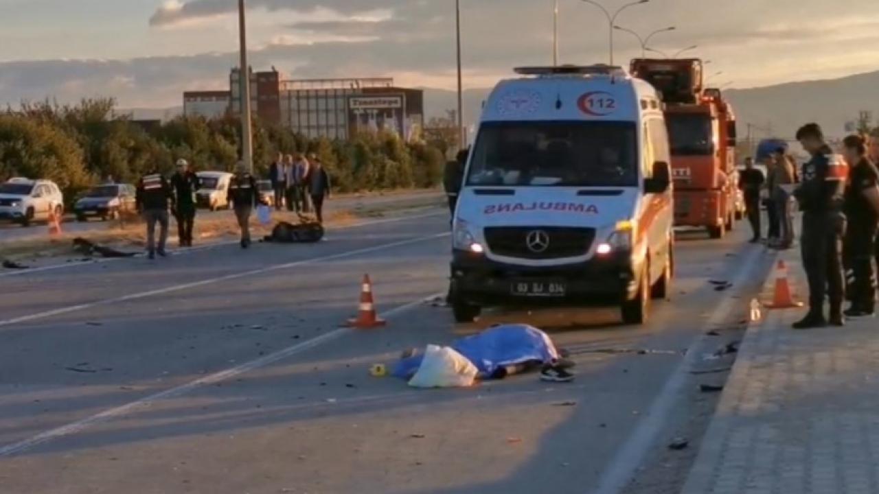 Afyonkarahisar'da Otomobille motosiklet çarpıştı: Ölü ve yaralılar var