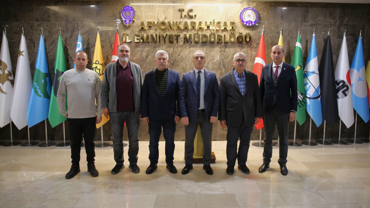 Şehit Babalarından Müdür Erol'a Ziyaret