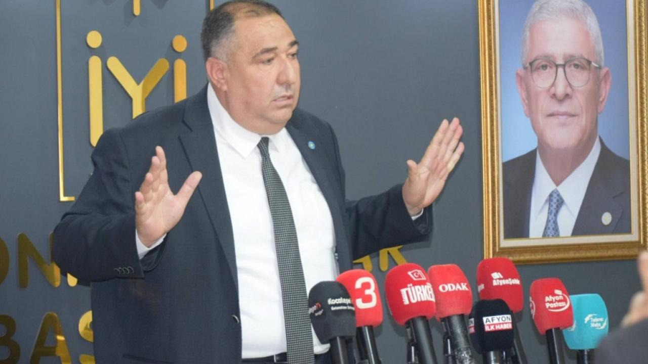 “Esnaf Krediye Değil, Çıkmaza Sürükleniyor”