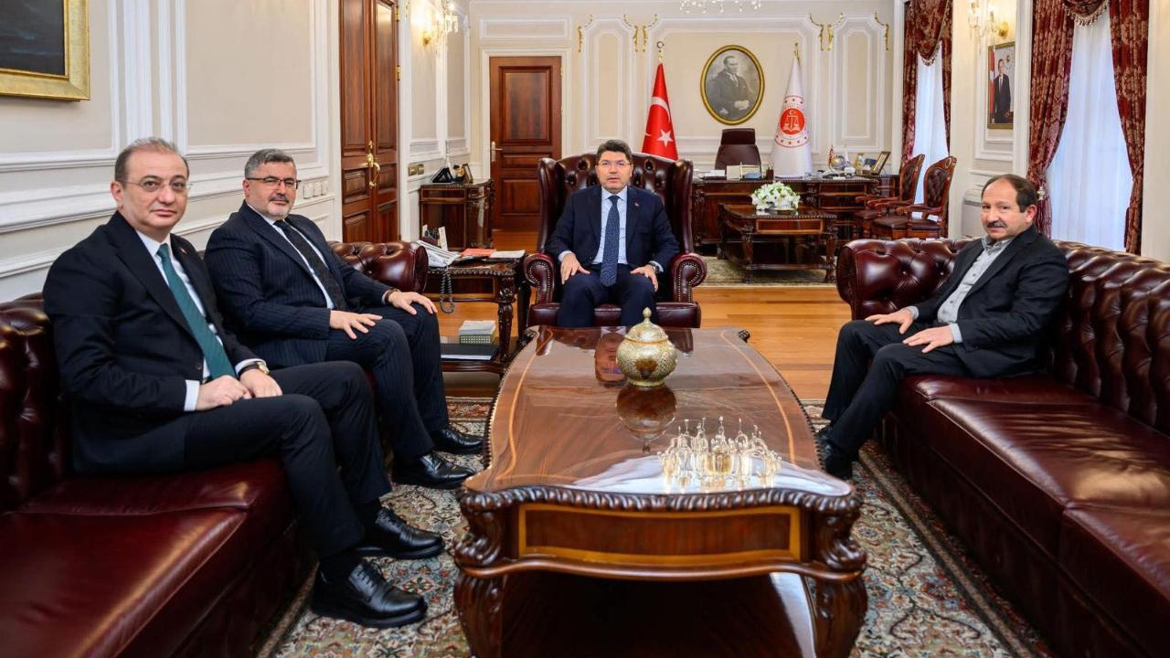 Milletvekili Özkaya’dan Adalet Bakanı Tunç’a Ziyaret