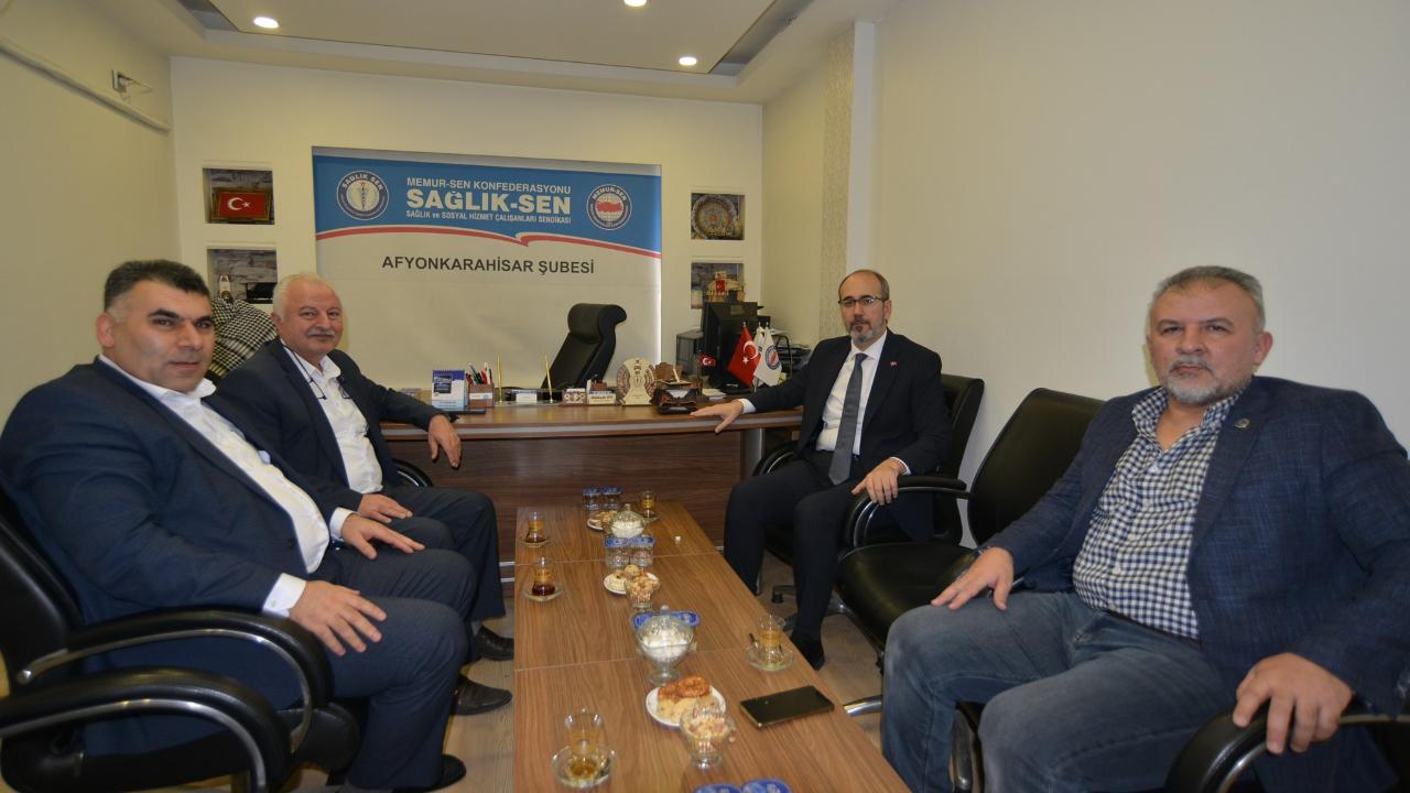 Sağlık Müdürü Öztürk’ten Sağlık-Sen Afyonkarahisar Şubesi’ne Ziyaret
