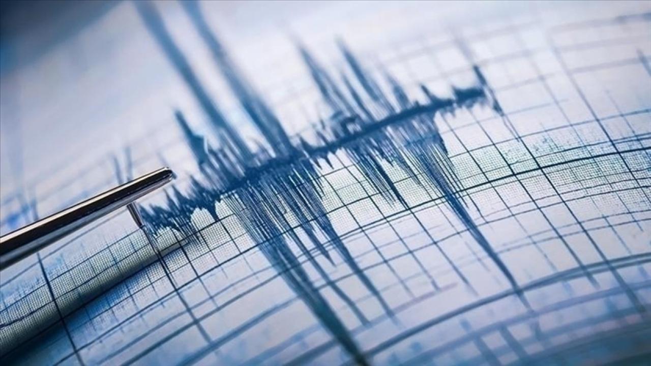 Son Dakika! Balıkesir'in Sındırgı İlçesinde Deprem