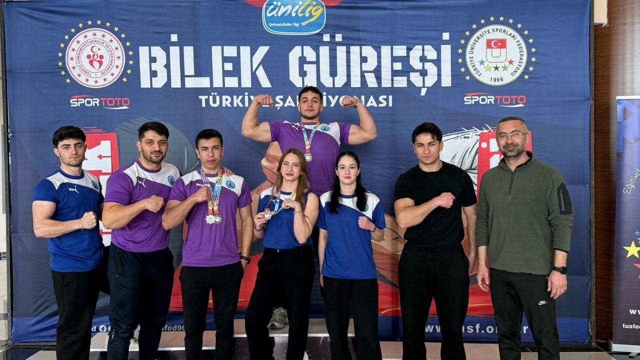 AKÜ Bilek Güreş Takımı Türkiye Şampiyonası’ndan 4 Madalya ile Döndü