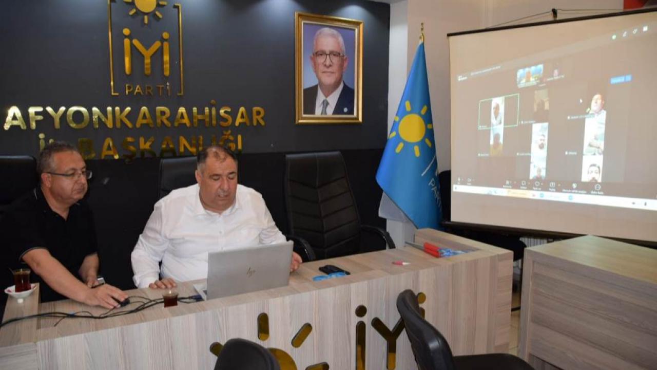 “Afyon’dan Ankara’ya Türk Bayraklarıyla Akacağız”