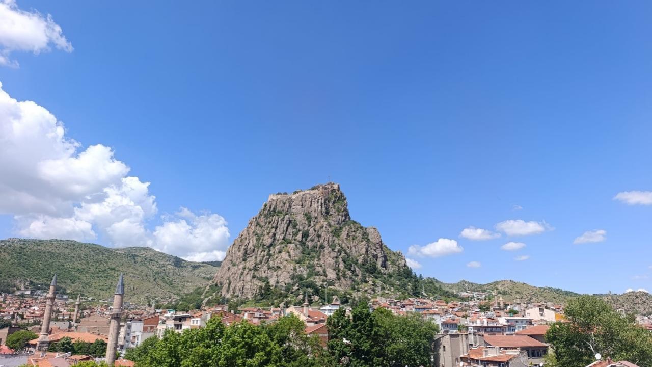 Afyonkarahisar Hava Durumu: Hafta Sıcak Başladı, Yağış Geliyor