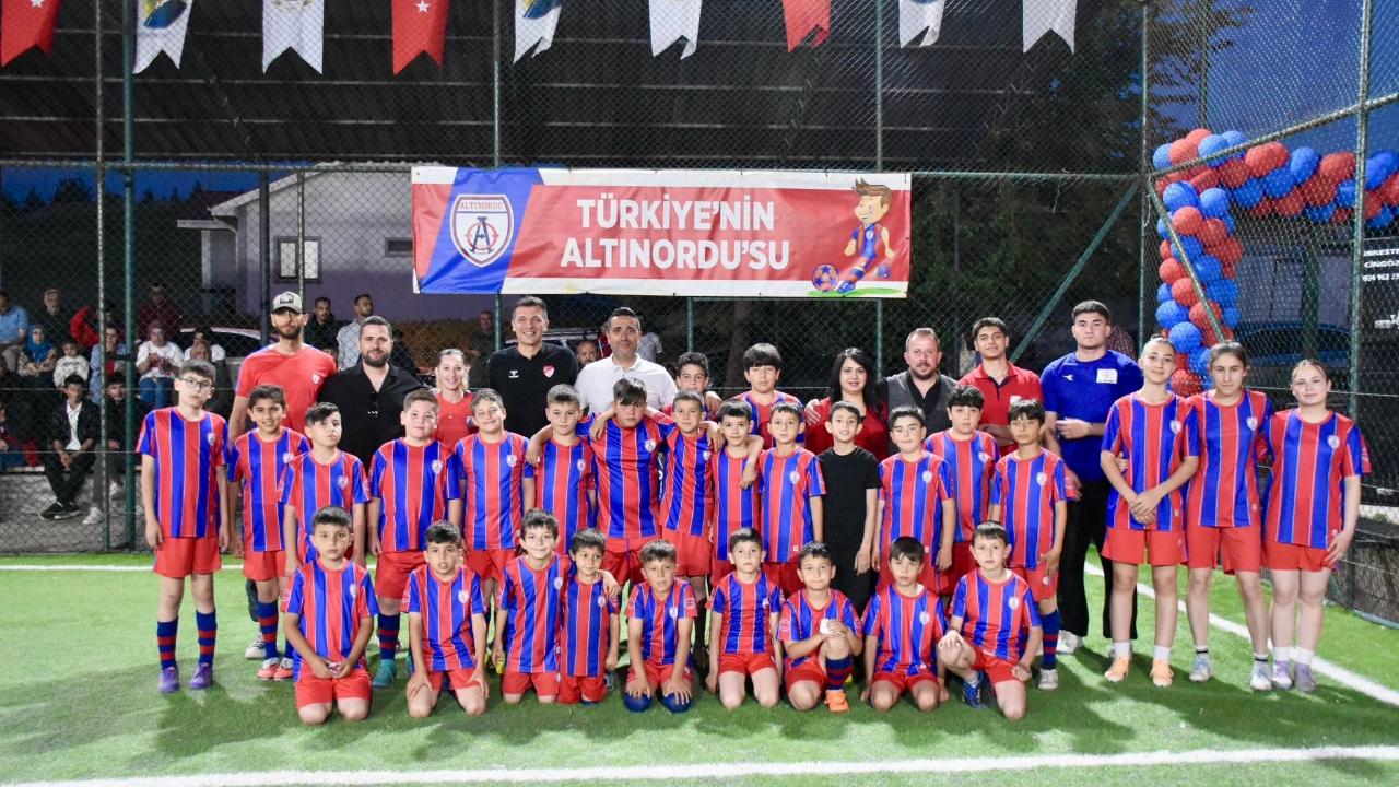 Afyonkarahisar’da 2026 Yaz Futbol Turnuvası ve Altınordu Futbol Okulu Açıldı