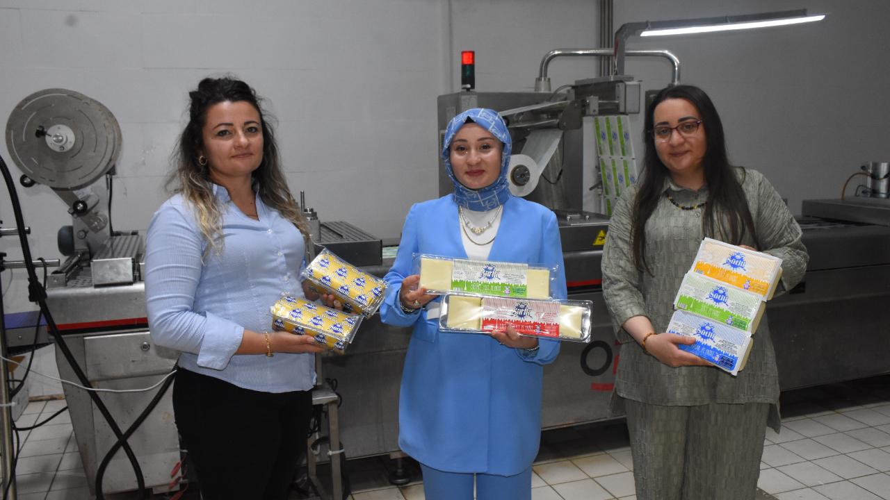Afyonkarahisar’da 3 Kız Kardeş Babalarının Kurduğu Süt Tesisiyle İhracat Hedefliyor
