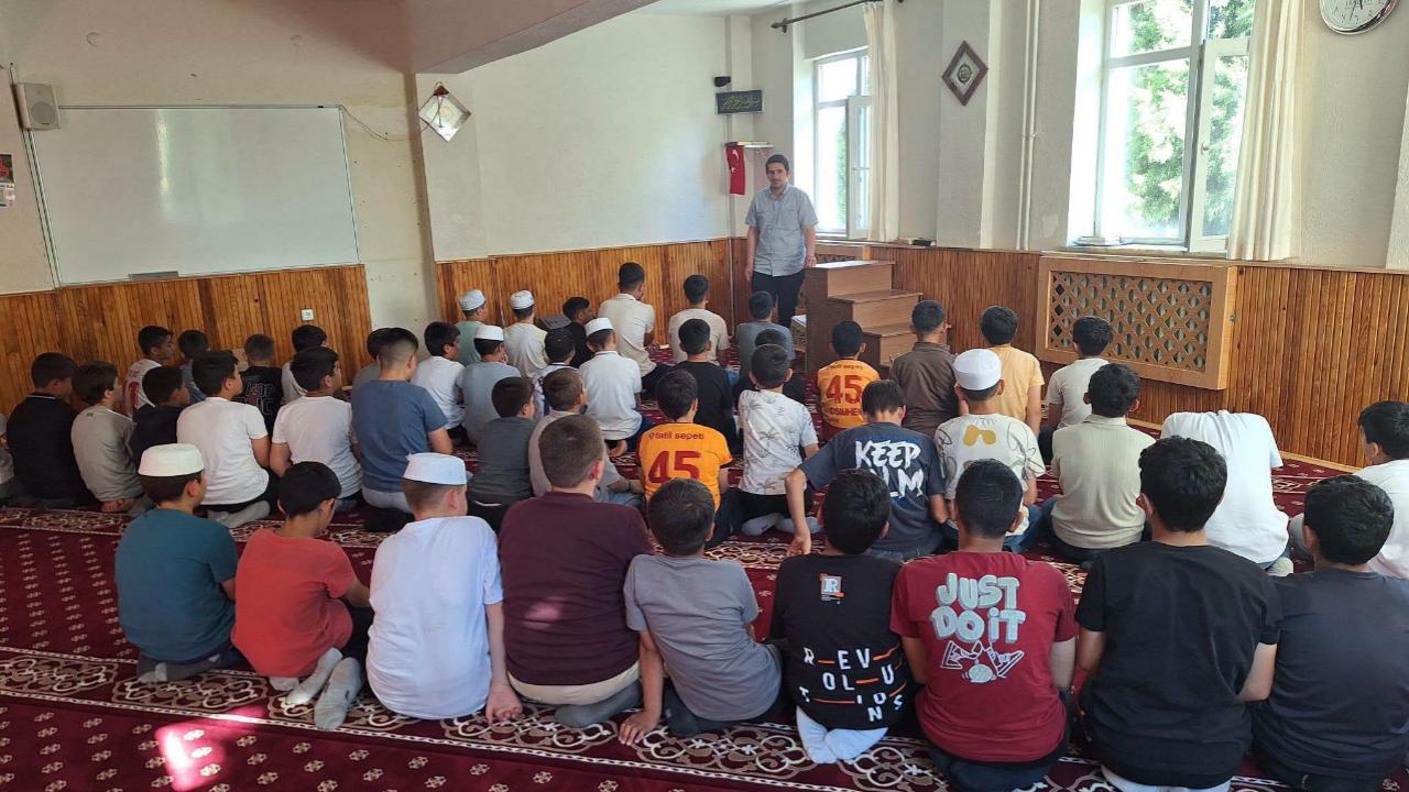 Afyonkarahisar'da Hafızlık Öğrencilerine Teknoloji Bağımlılığı Semineri