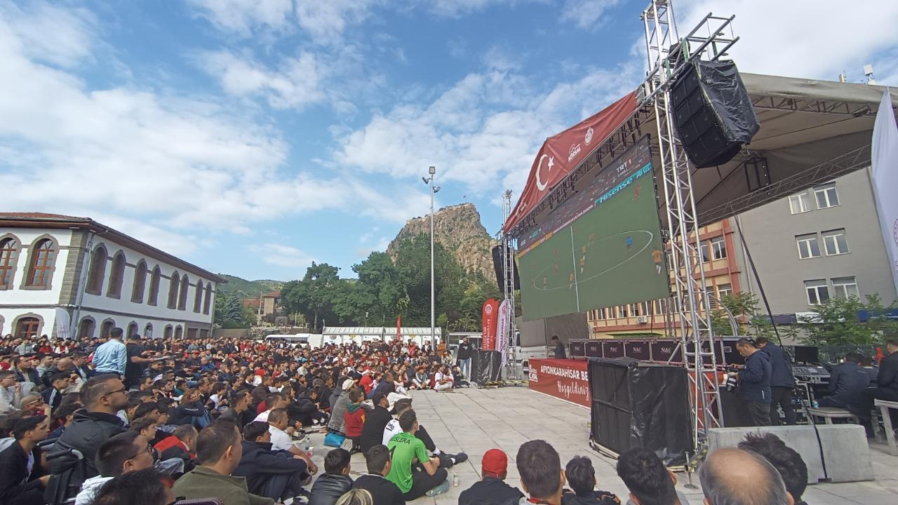 Afyonkarahisar’ın Milli Gururu Kenan Yıldız’ın Yokluğu İlk Yarıda Hissedildi