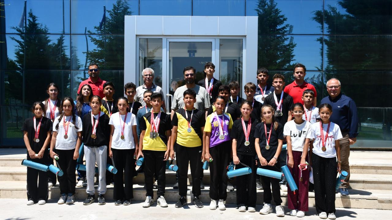Afyonkarahisarlı Bocce Sporcularından Büyük Başarı: 35’in Üzerinde Madalya ile Döndüler