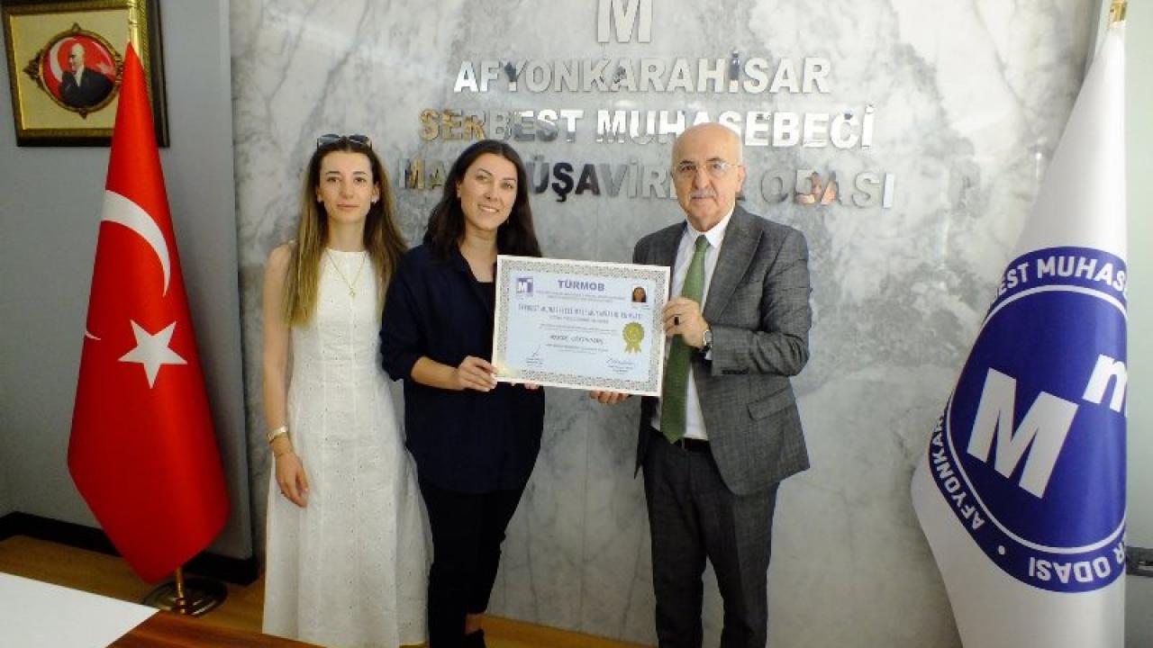 Aysun Gökduman Mesleğe İlk Resmi Adımını Attı