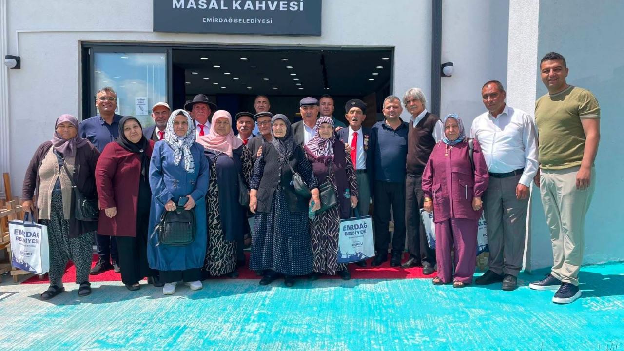 Başkan Koyuncu, Babalar Günü’nde Şehit Aileleri ve Gazilerle Kahvaltıda Buluştu