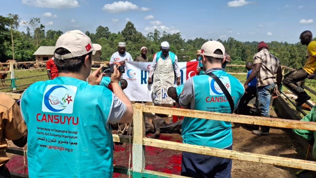 Cansuyu Derneği 2 Milyon 100 Bin Sofraya Kurban Eti Ulaştırdı