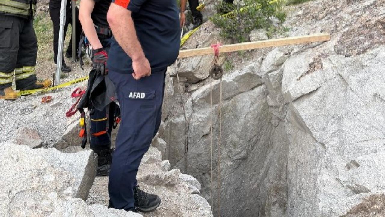 Define Arayan 2 Kişi Açtığı Kuyuda Öldü!