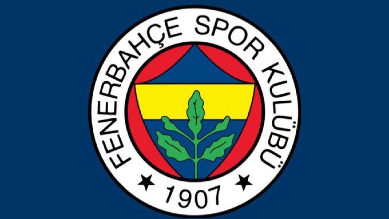 Fenerbahçe’de Düğüm Çözülüyor: Yeni Hoca Kararı Umut mu, Yeni Bir Tartışma mı Getirecek?