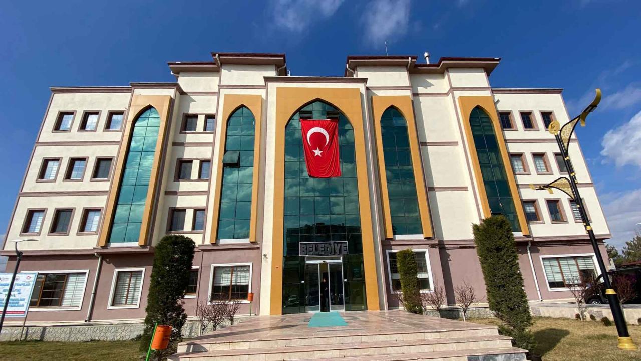 HAREKETLİ İŞ MAKİNESİ SATIN ALINACAKTIR