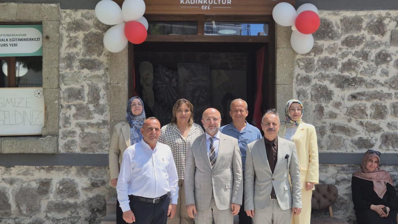 İl Başkanı Av. Turgay Şahin Ataköy’de Vatandaşlarla Buluştu