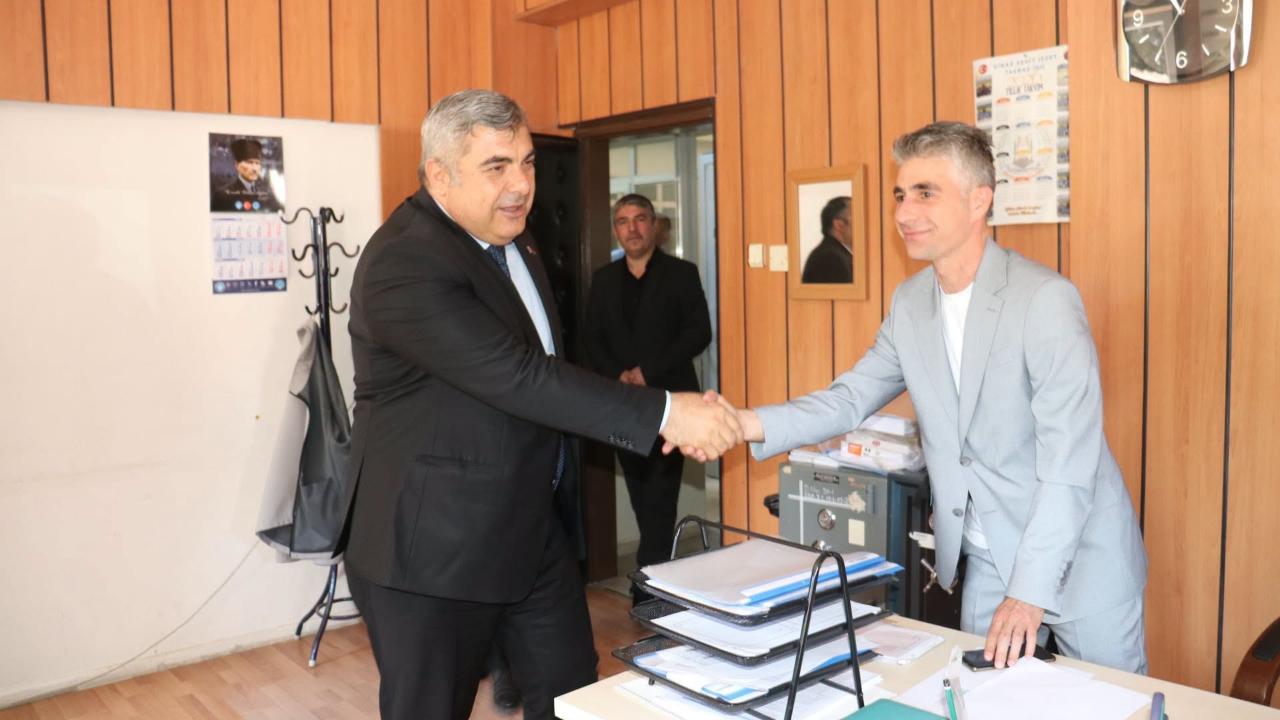 İl Milli Eğitim Müdürü Miraç Sünnetci’den Dinar İlçe Milli Eğitim Müdürlüğü’ne ziyaret