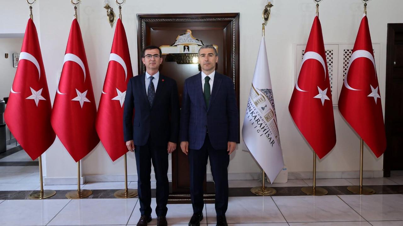 İl Müdürü Karayol’dan Vali Aktaş’a Veda Ziyareti