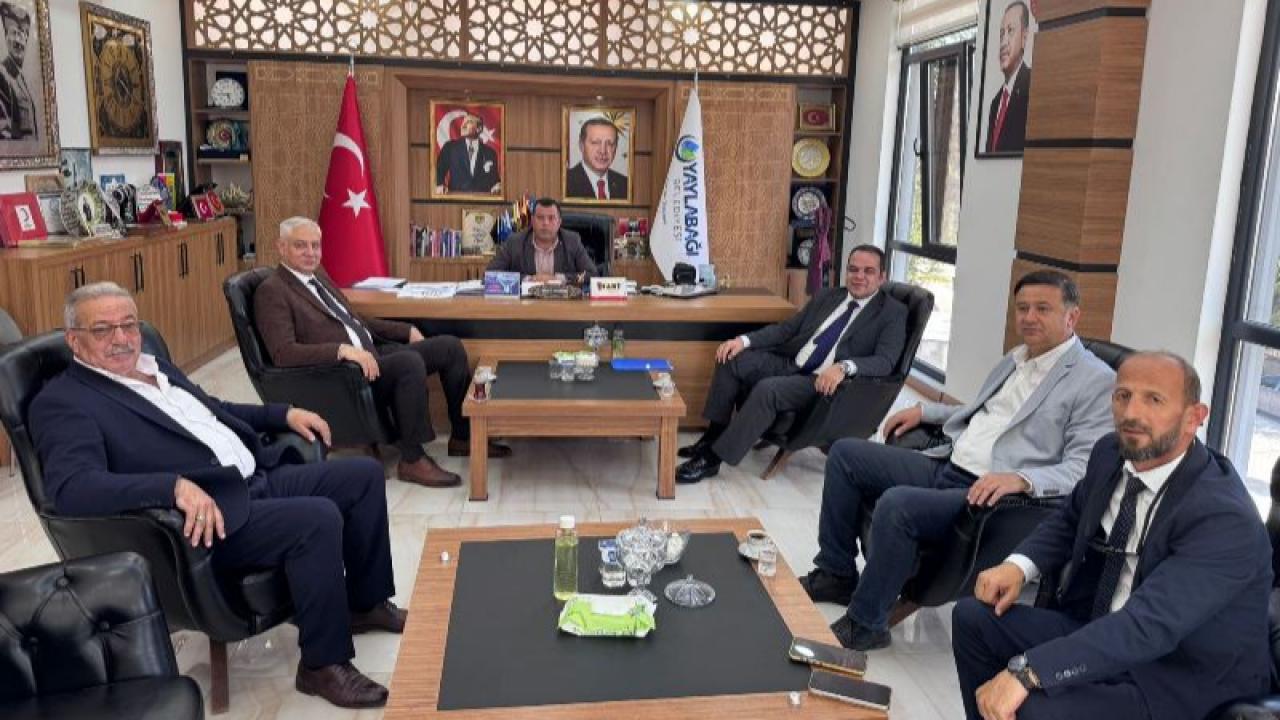 İş İnsanlarından Başkan Akgedik’e Ziyaret