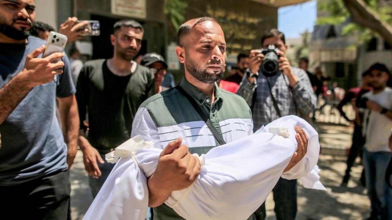 İsrail Ateşkesi İhlal Etmeyi Sürdürüyor: Gazze'de 2 Filistinli Hayatını Kaybetti